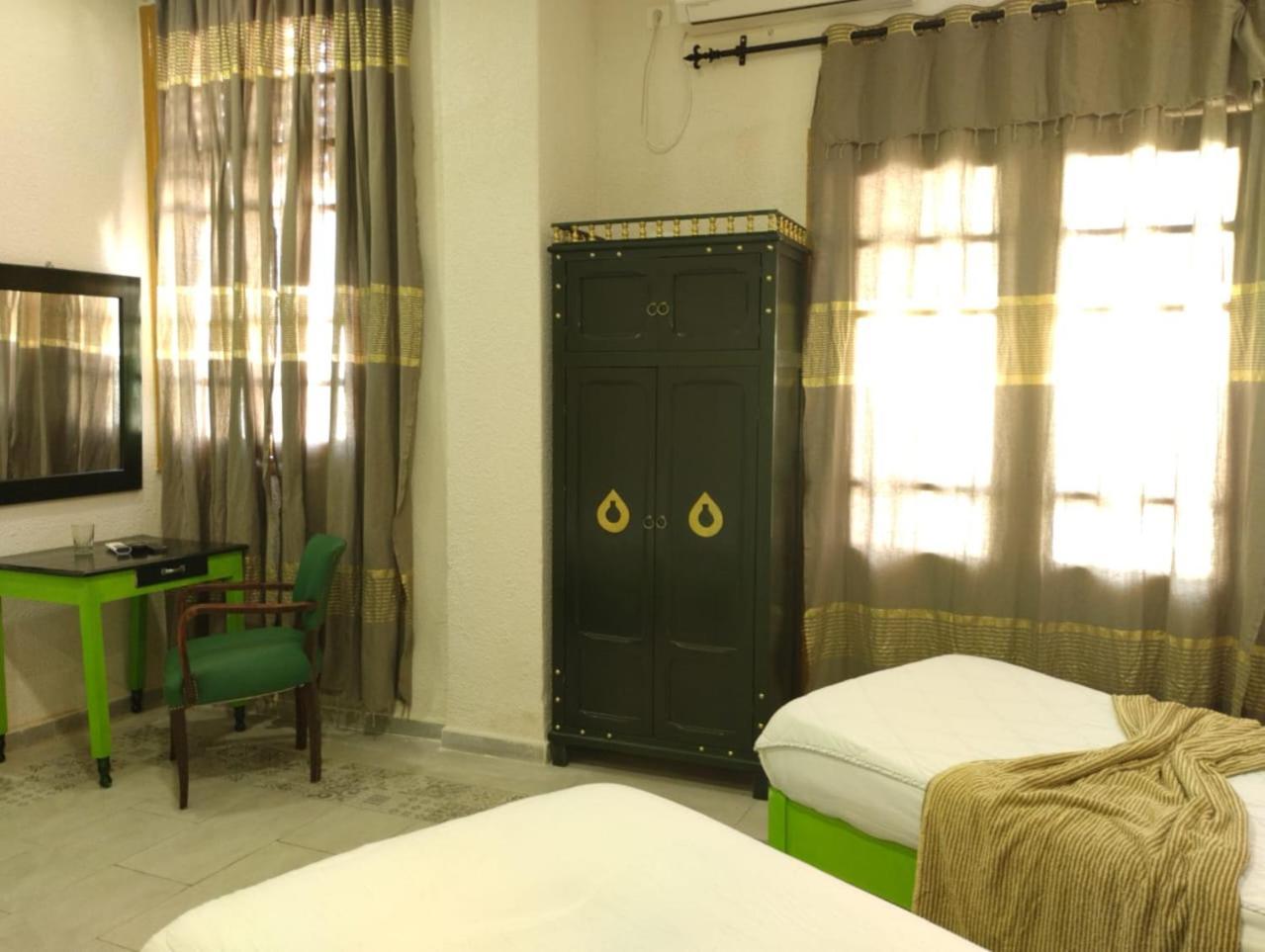 Hotel Ayachi Tunis Ngoại thất bức ảnh