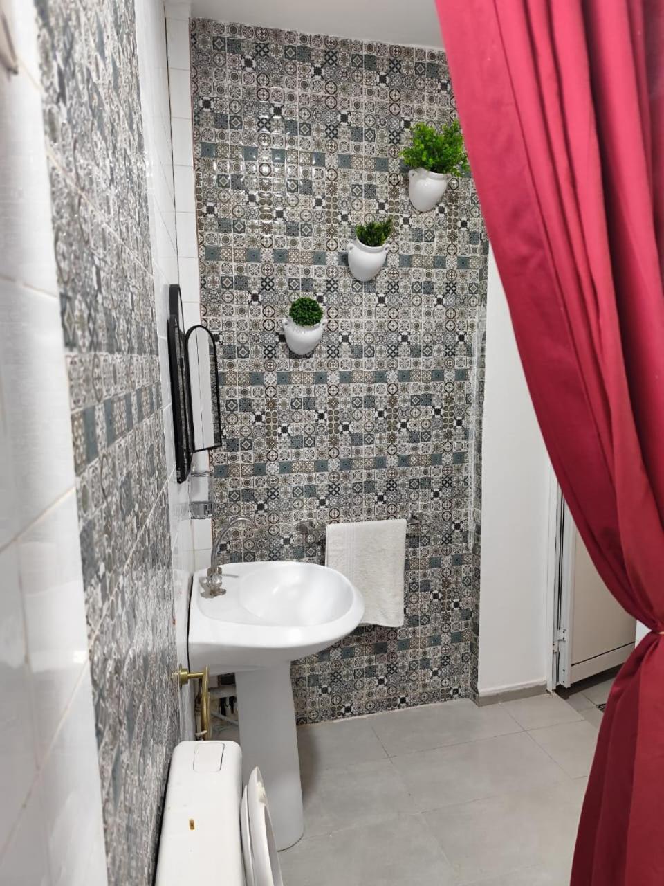Hotel Ayachi Tunis Ngoại thất bức ảnh